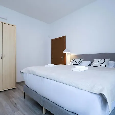 Daire Spacious 2 Bedroom In