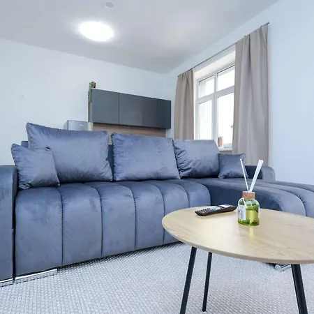 Spacious 2 Bedroom In Daire